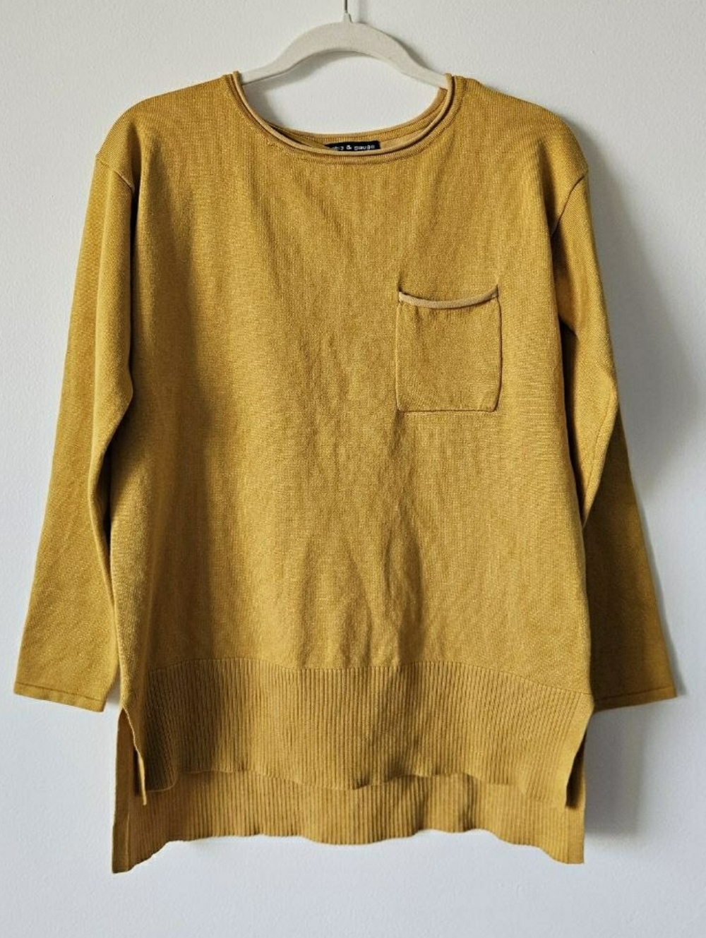 Cable & Gauge Mustard Yellow Long Sleeve Pocket Sweater S Small